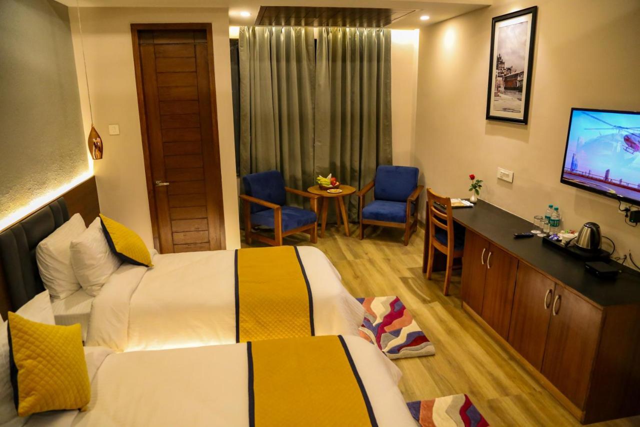 Four Leaf Hotel - Sapphire Blue, Varanasi Luaran gambar