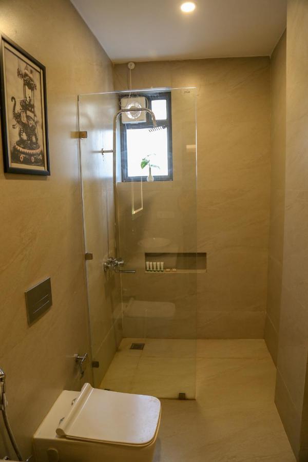 Four Leaf Hotel - Sapphire Blue, Varanasi Luaran gambar