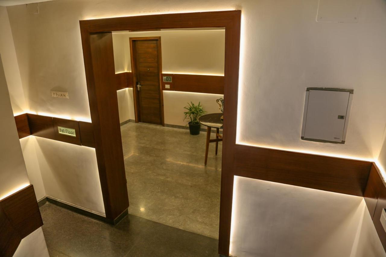 Four Leaf Hotel - Sapphire Blue, Varanasi Luaran gambar